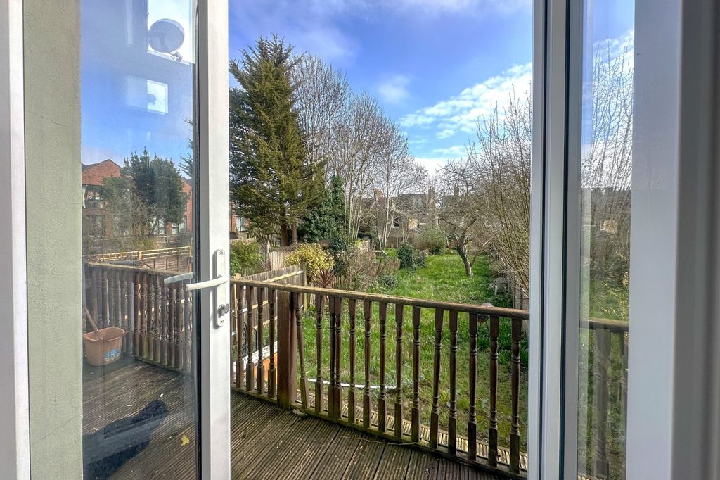 Property photo 2 of 14 Picture No. 14