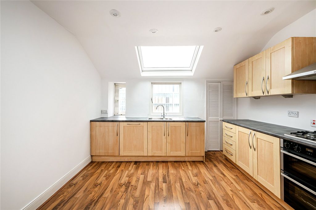 Property photo 2 of 14 Kitchen
