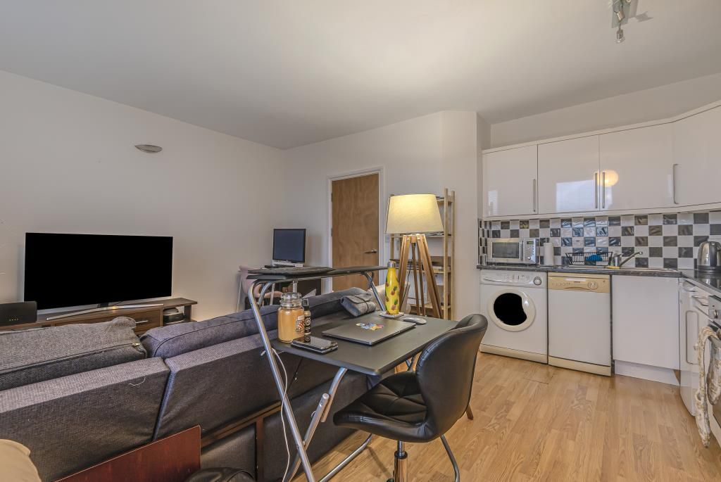 Property photo 2 of 10 Kitchen Area