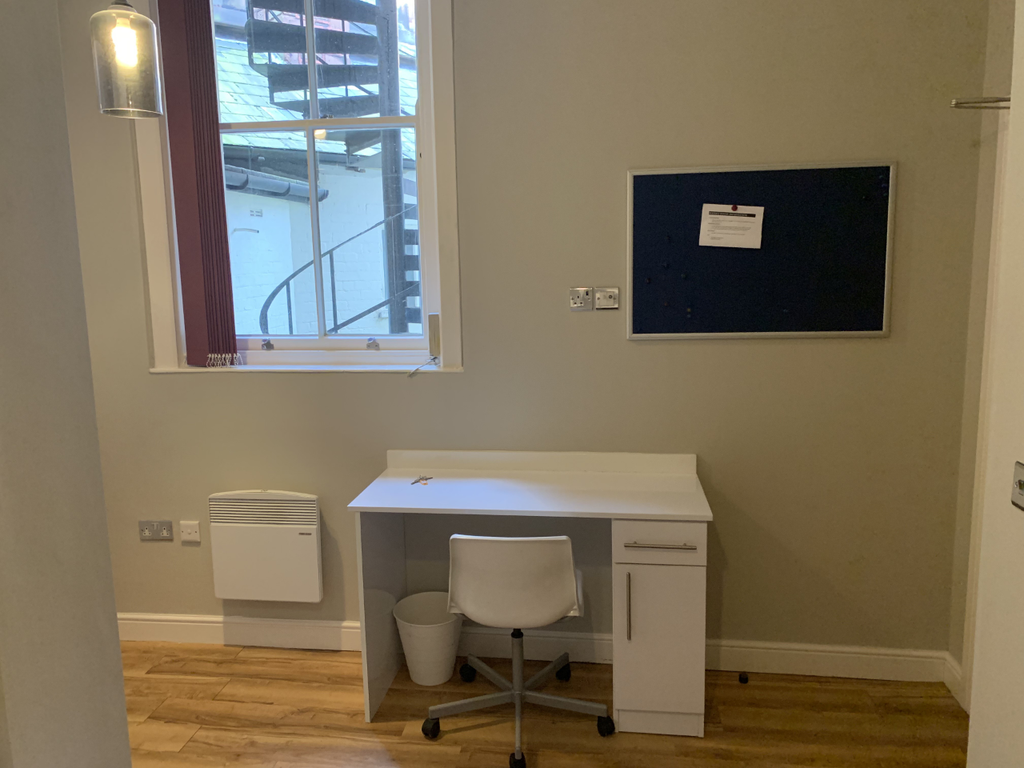 Property photo 3 of 9