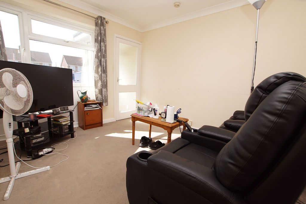 Property photo 2 of 10 Lounge
