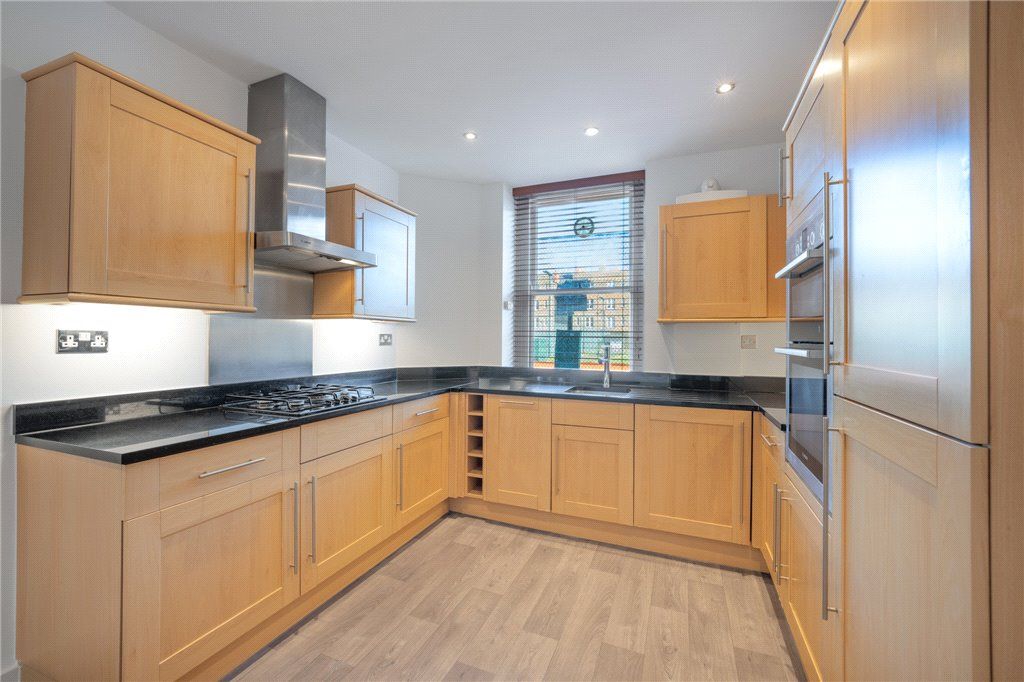 Property photo 3 of 13 Picture No. 11