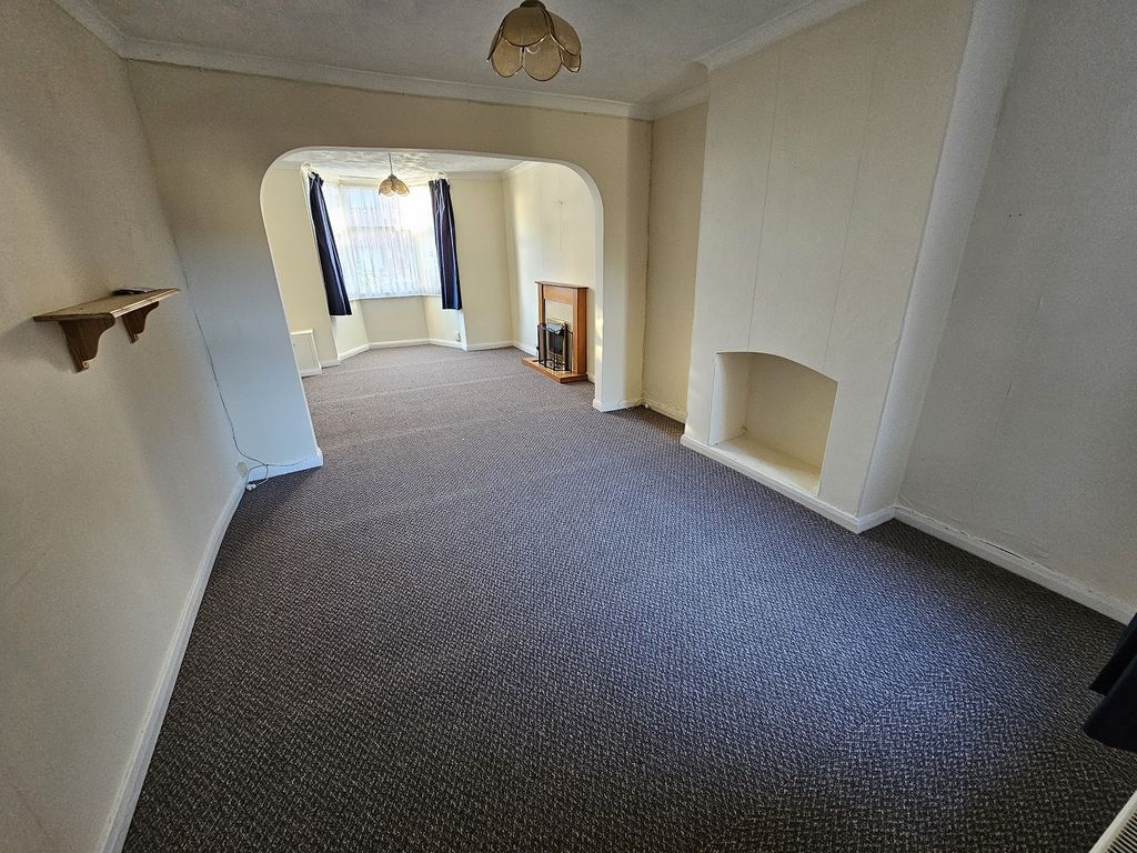 Property photo 3 of 10 Lounge - Dining Room