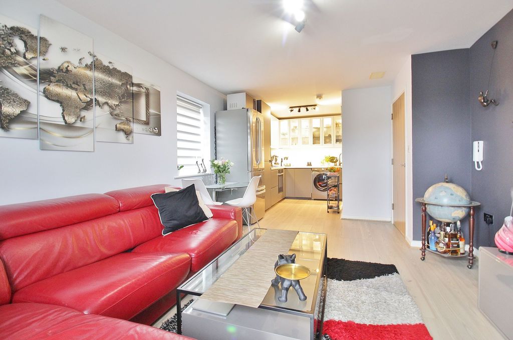 Property photo 1 of 6