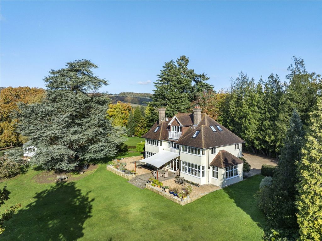 Property photo 1 of 32 Picture No. 14