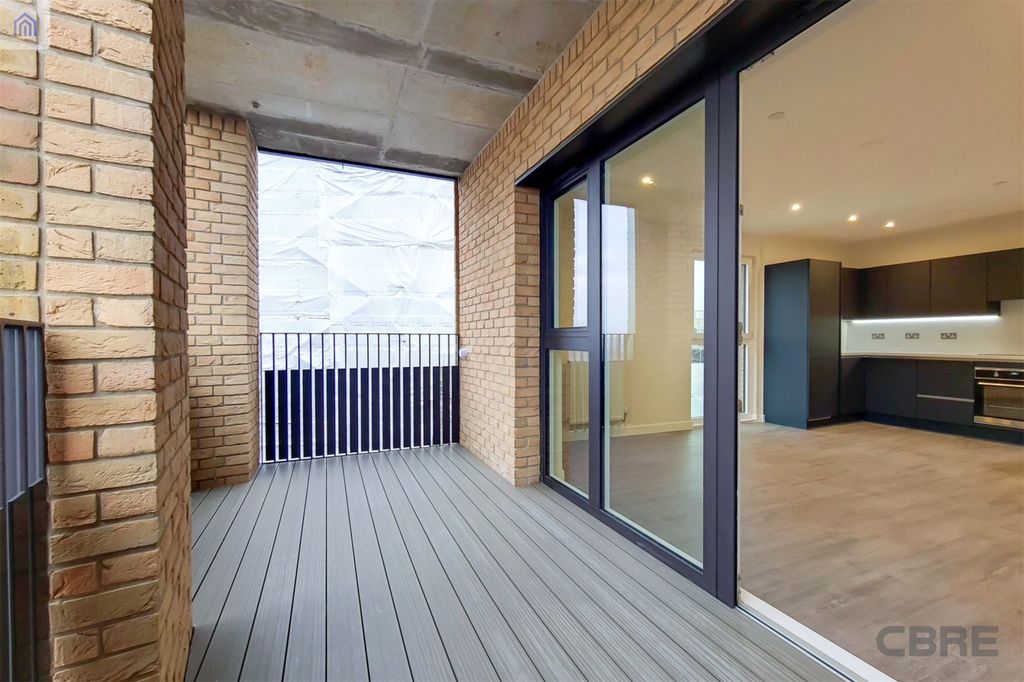 Property photo 3 of 17 Picture No. 30