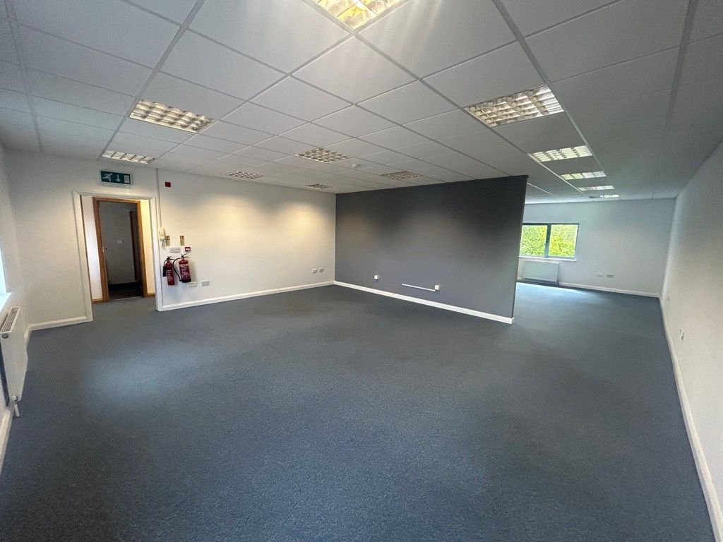 Property photo 3 of 9 3
