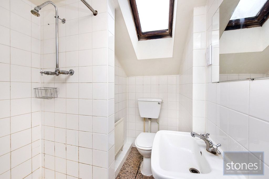 Property photo 3 of 7 Shower Room