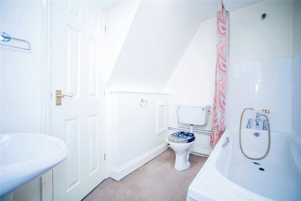Property photo 3 of 10 Picture No. 02