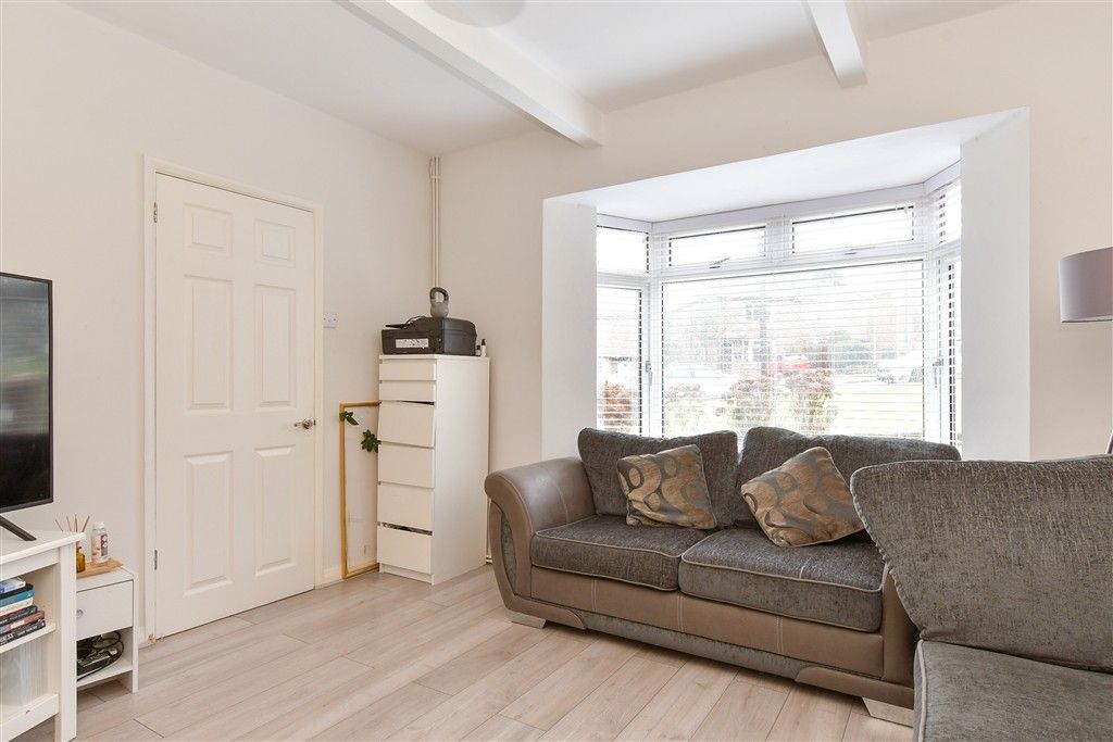 Property photo 2 of 10 Lounge