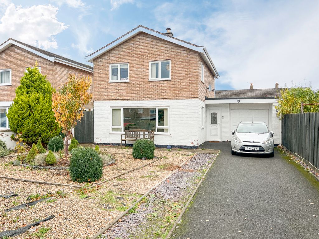 Property photo 1 of 17 Front