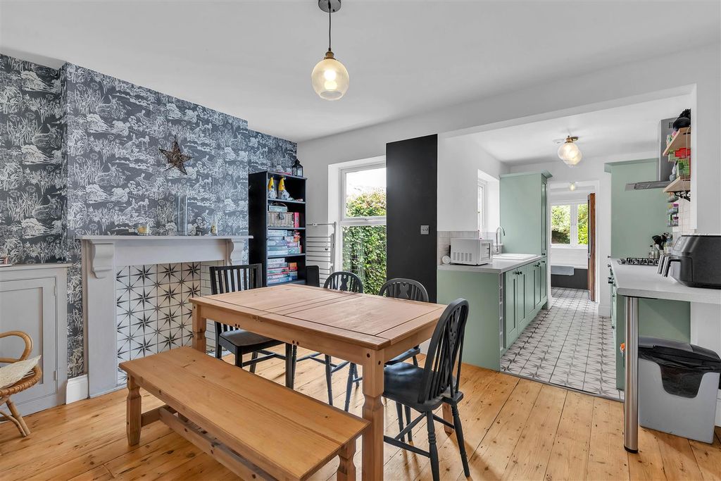 Property photo 2 of 25 Kitchen Diner.Jpg