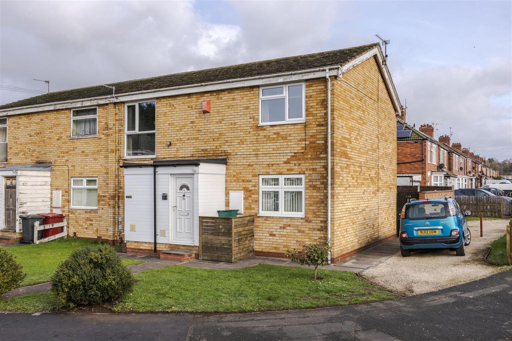 Property photo 1 of 9 Main