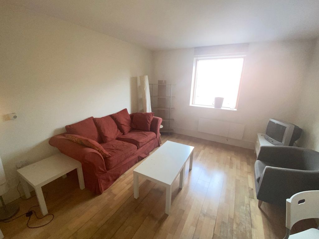 Property photo 3 of 9 Picture No. 06