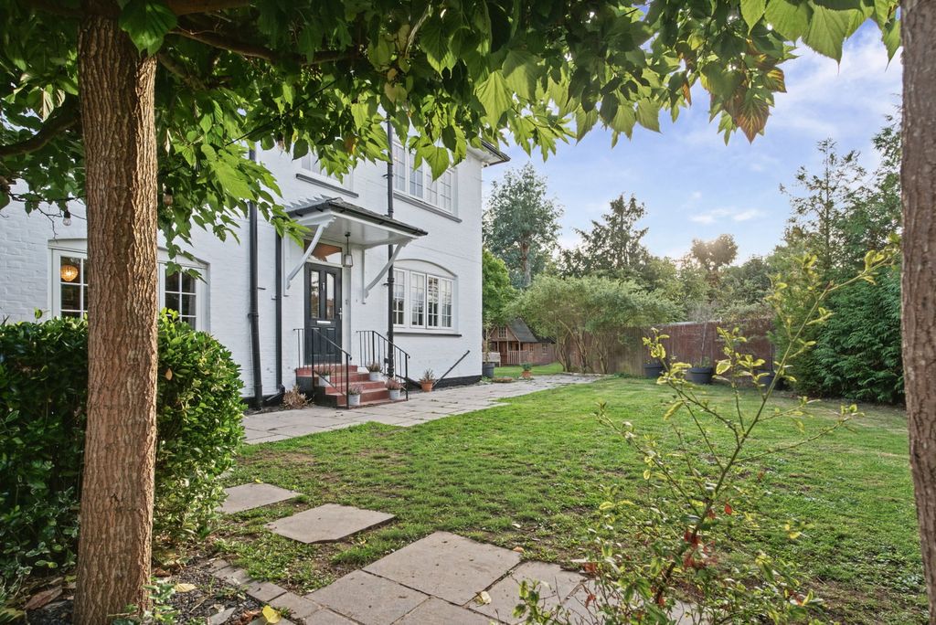 Property photo 1 of 45
