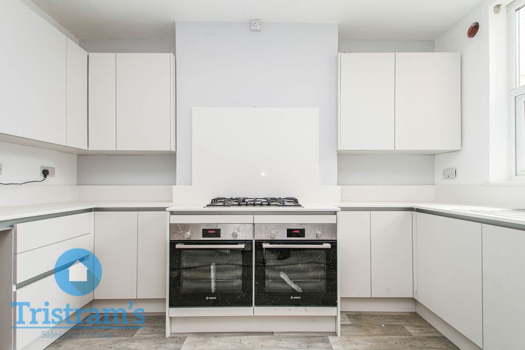 Property photo 1 of 23 Img_3102