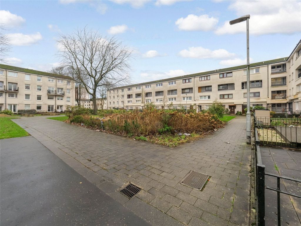 Property photo 1 of 18 Front