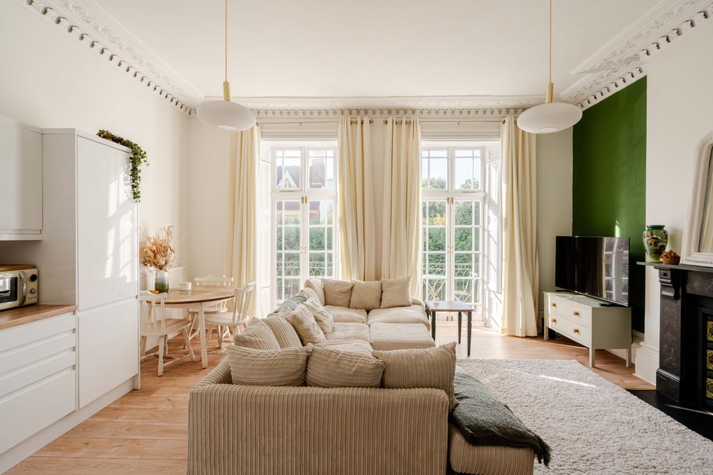 Property photo 1 of 12 15