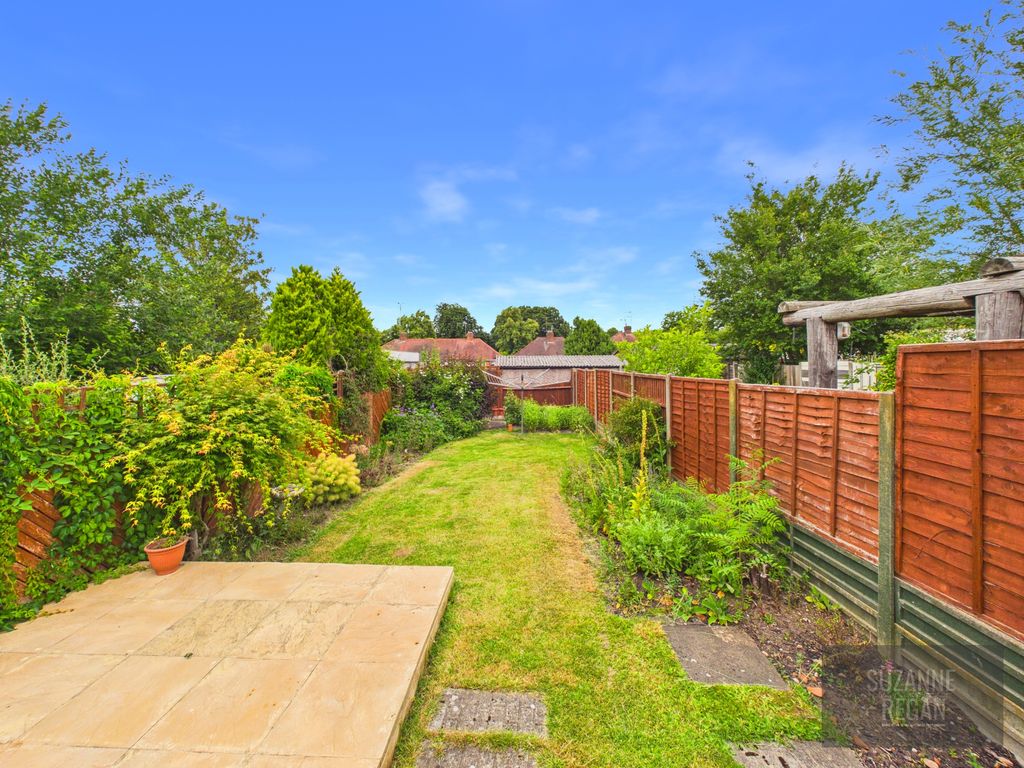 Property photo 2 of 20 Cam05192G0-Pr0324-Still019