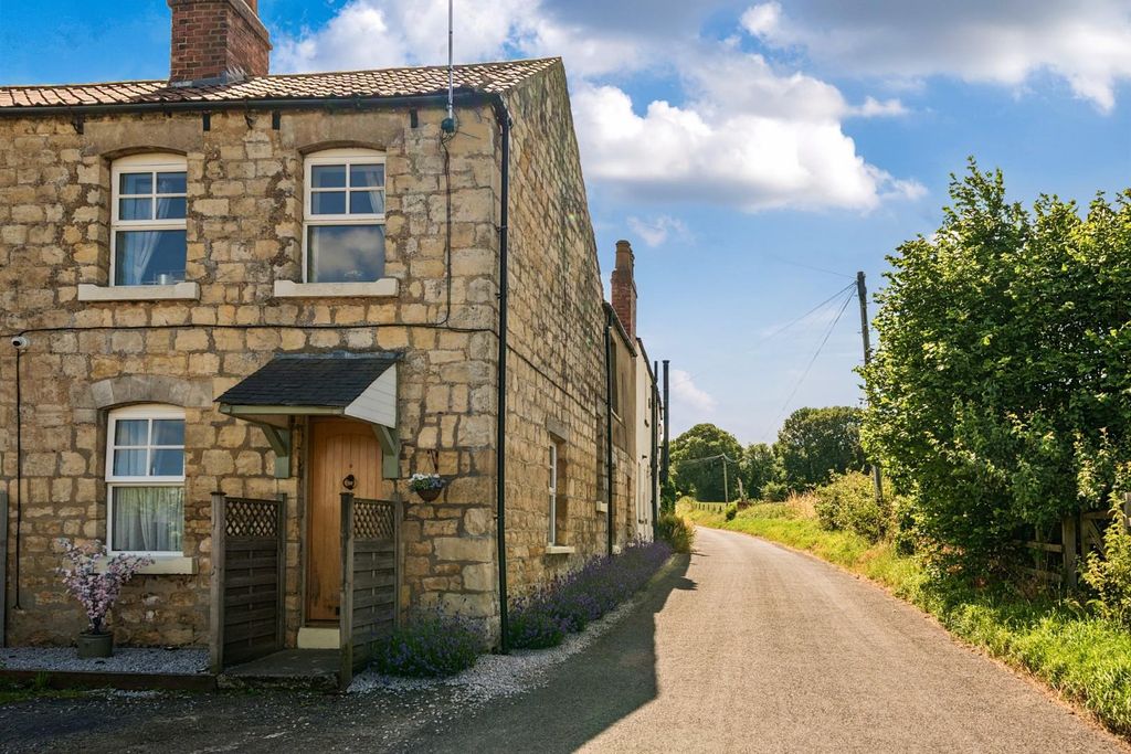 Property photo 1 of 16 1465969-9-6A4669A5cc79F.Jpg