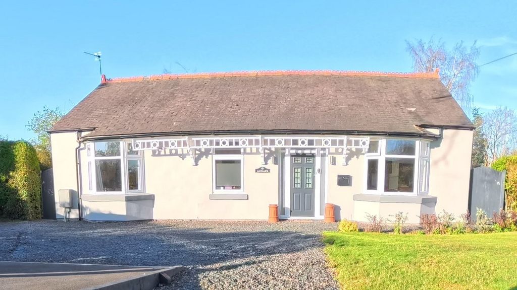 Property photo 2 of 37