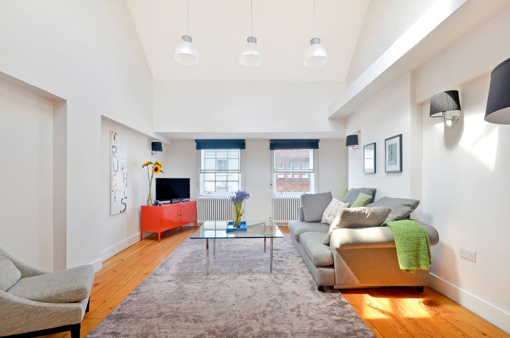 Property photo 1 of 14 980271