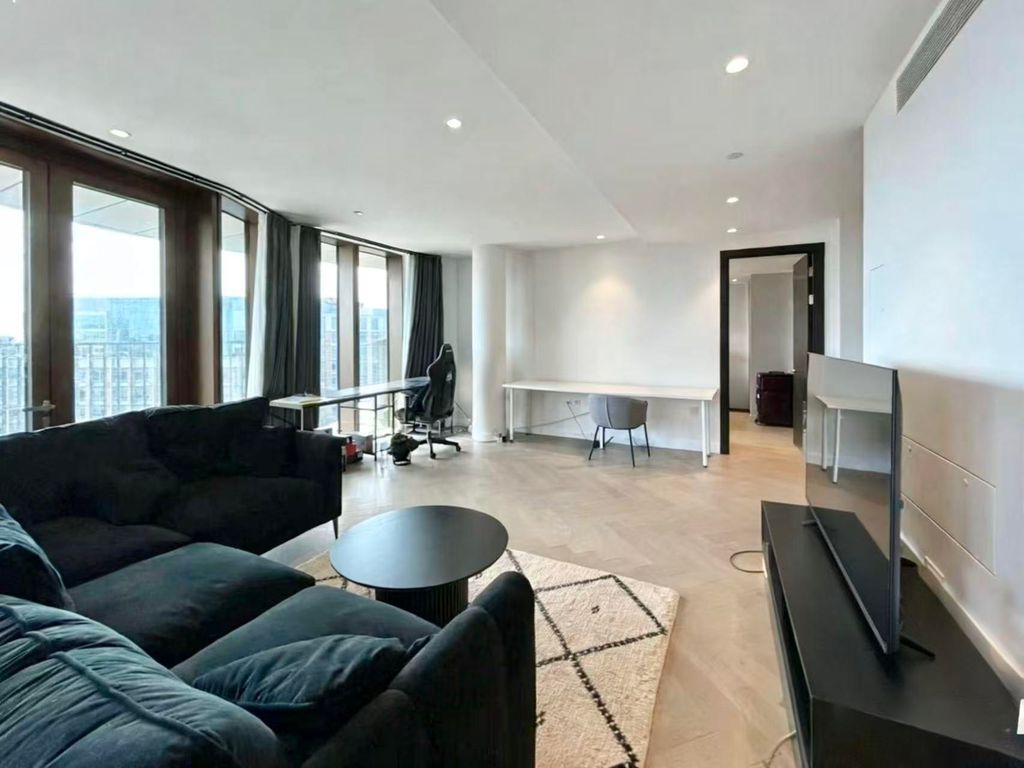 Property photo 2 of 42