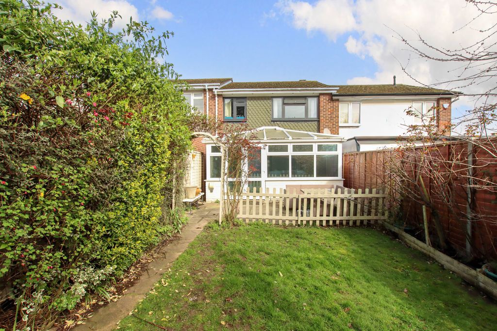 Property photo 2 of 15 Photo 16