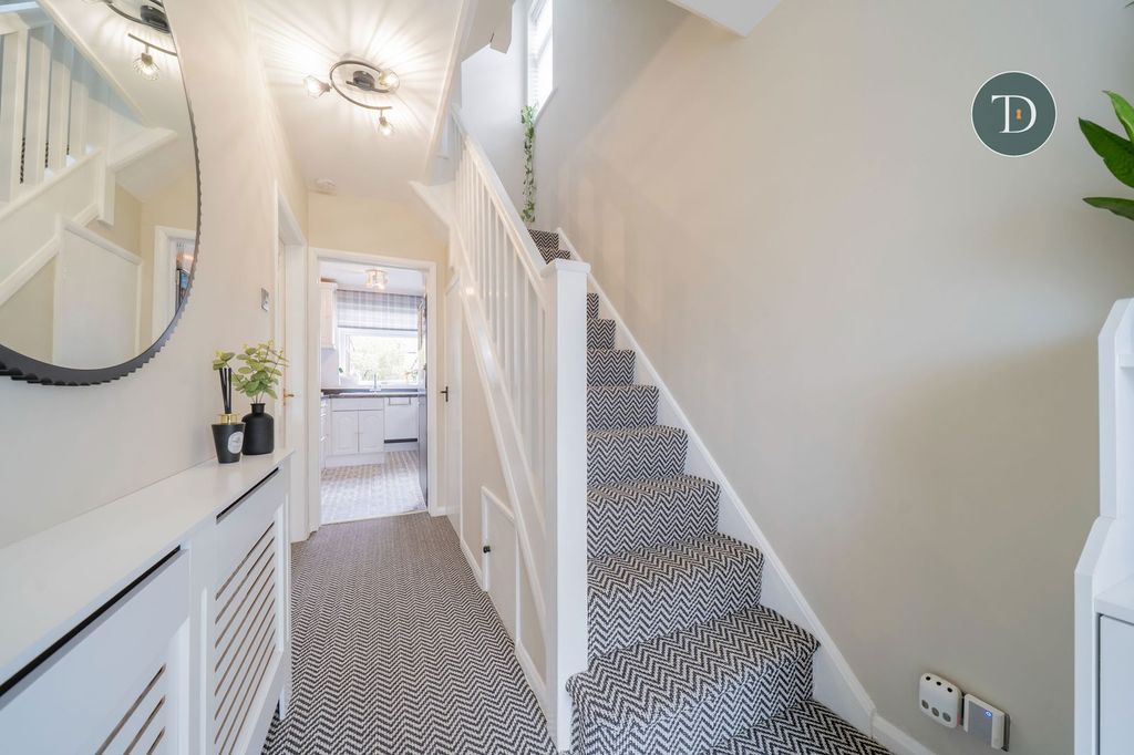 Property photo 2 of 24