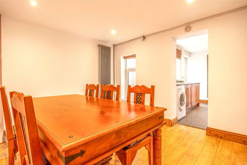 Property photo 3 of 13 Picture No. 26