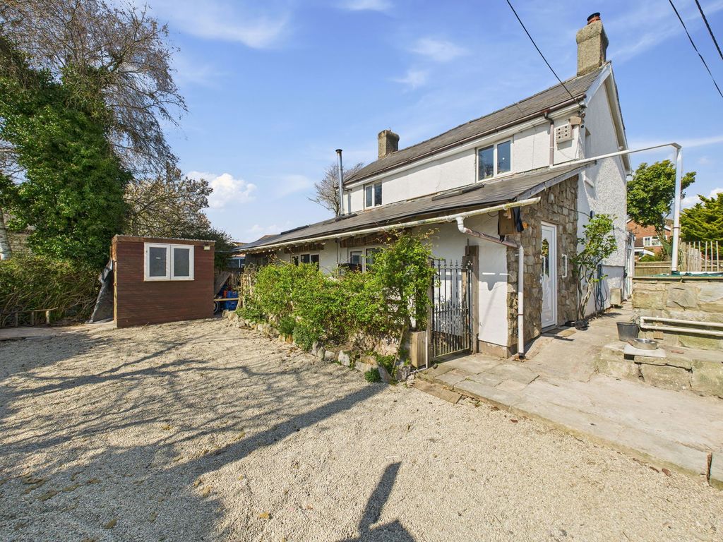 Property photo 1 of 27