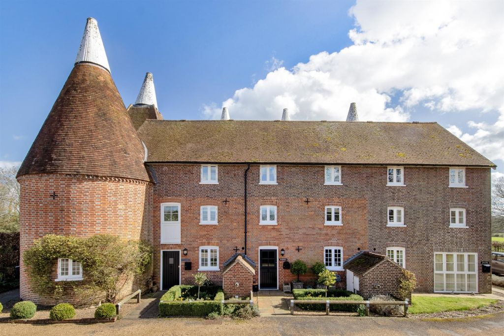 Property photo 1 of 24 -62907_2_036.Jpg