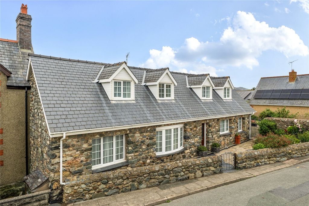 Property photo 1 of 22 Picture No. 03