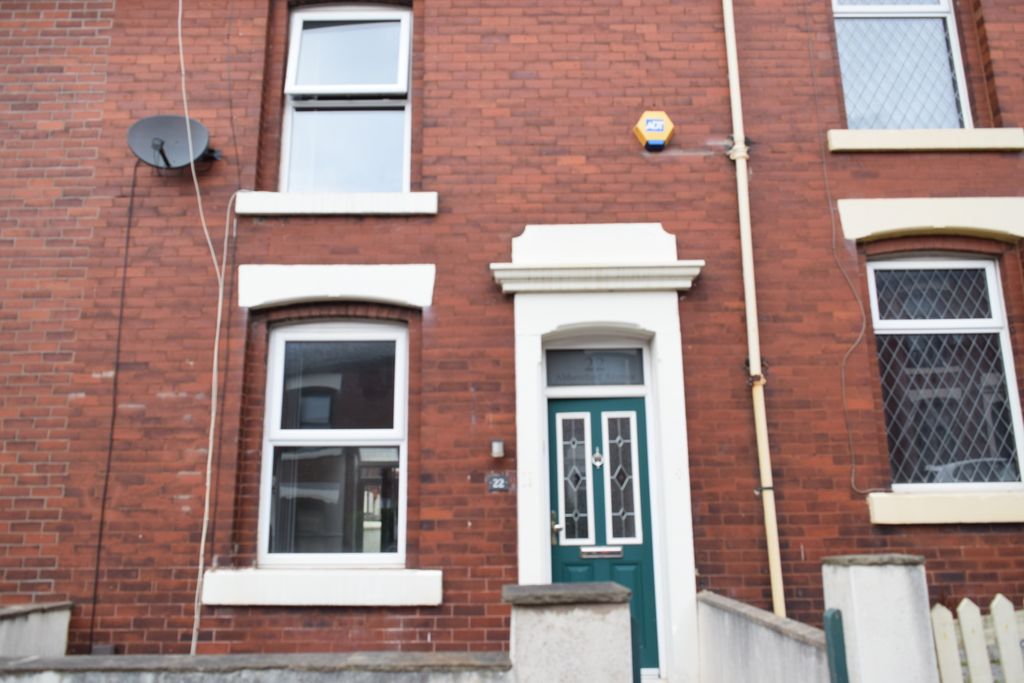 Property photo 1 of 8