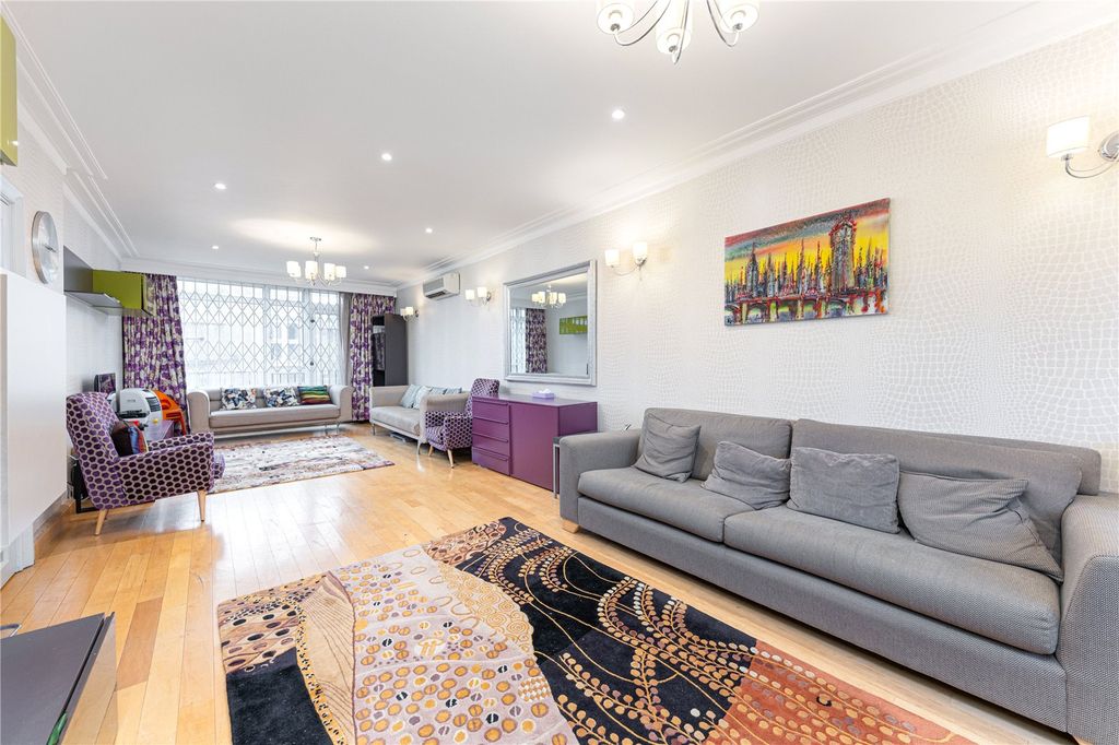 Property photo 1 of 12 Picture No. 02