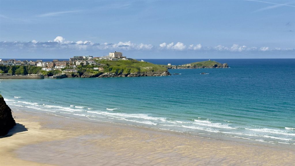 Property photo 2 of 16 Tolcarne Beach