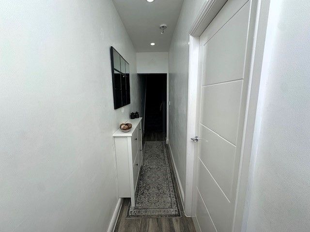 Property photo 2 of 24 Hallway