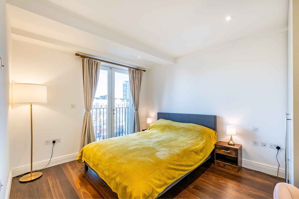 Property photo 3 of 7