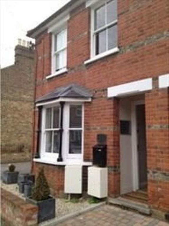 Property photo 1 of 5