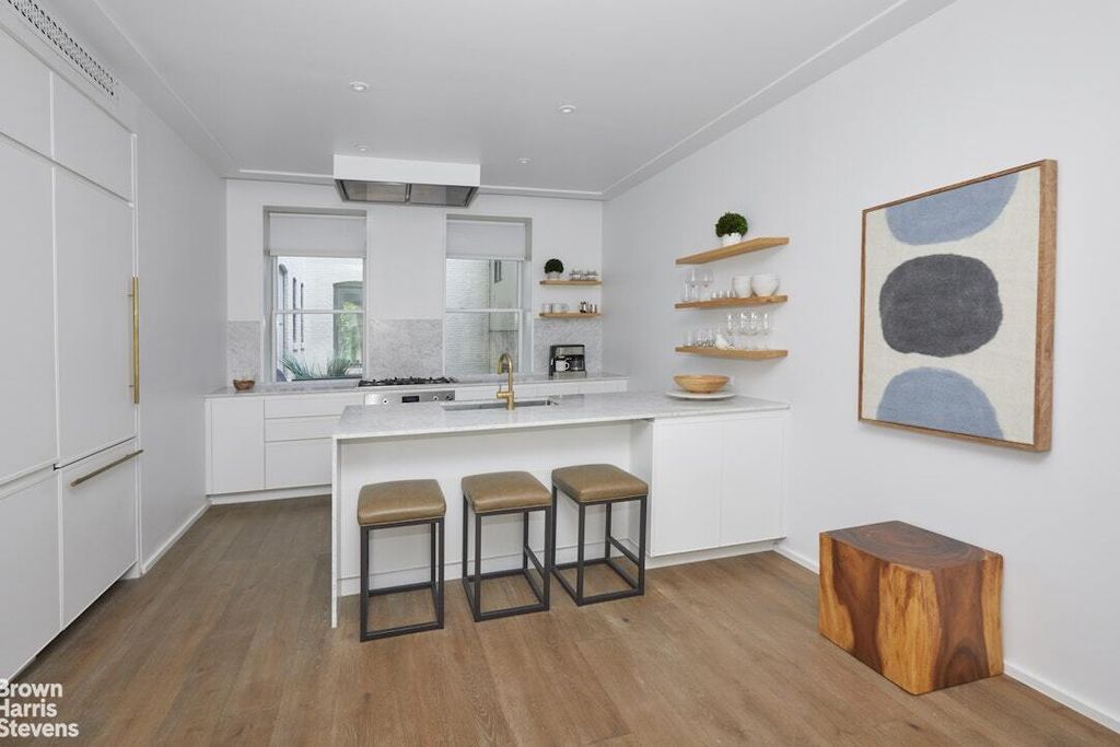 Property photo 3 of 12 <Alttext/>
