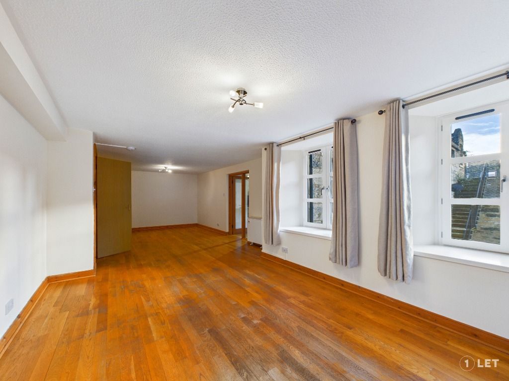 Property photo 3 of 13 Photo 3