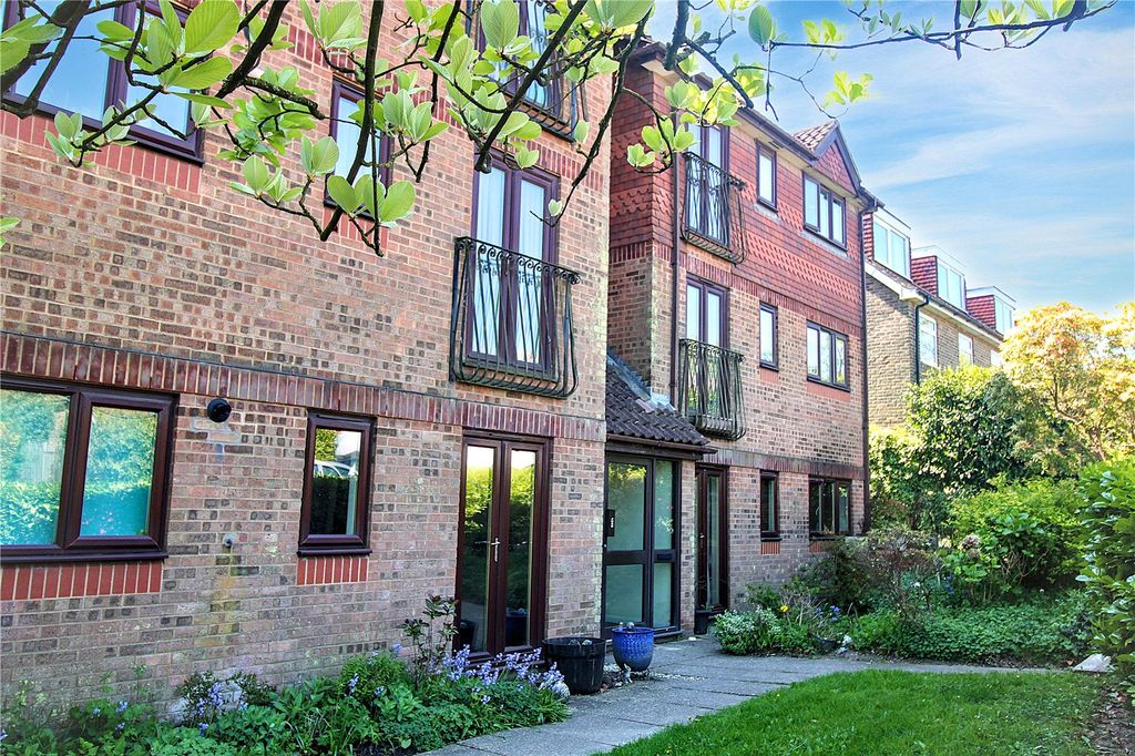 Property photo 1 of 12 Picture No. 01