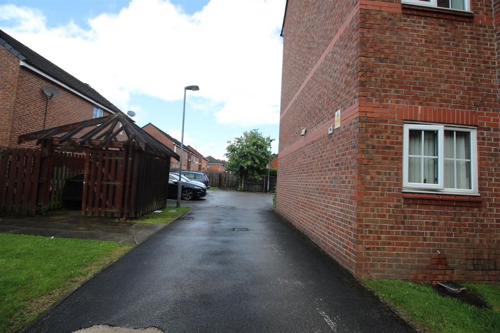 Property photo 2 of 9 Img_7585.Jpg