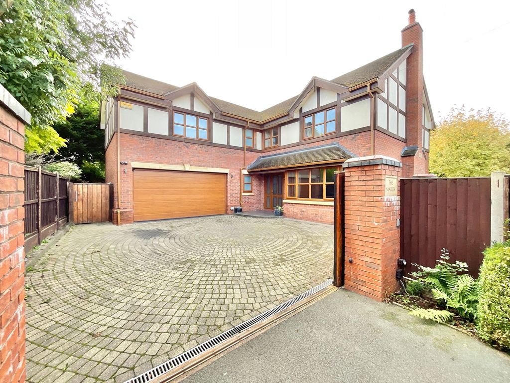 Property photo 1 of 29