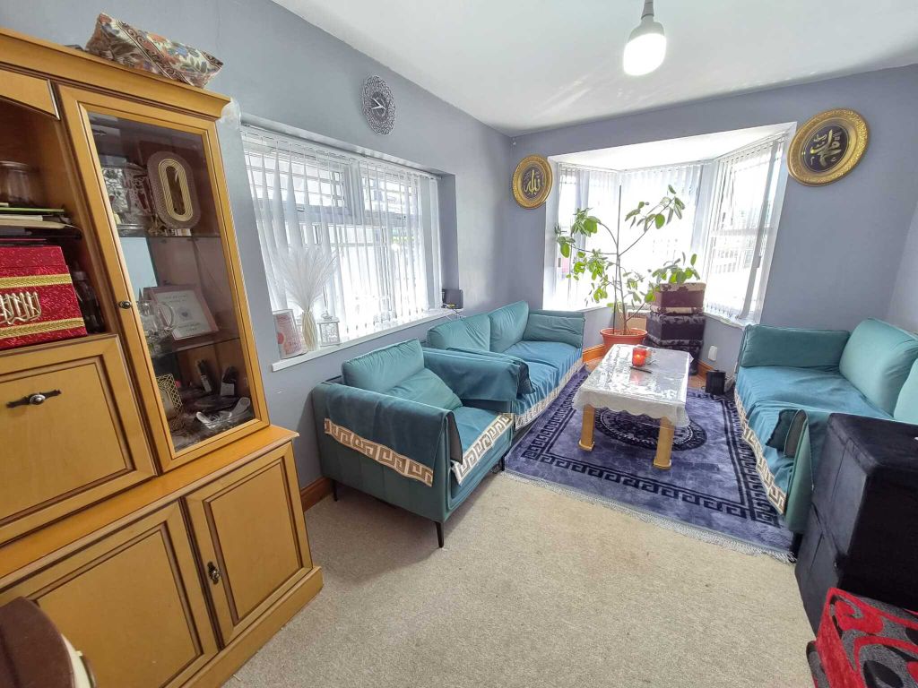 Property photo 3 of 24