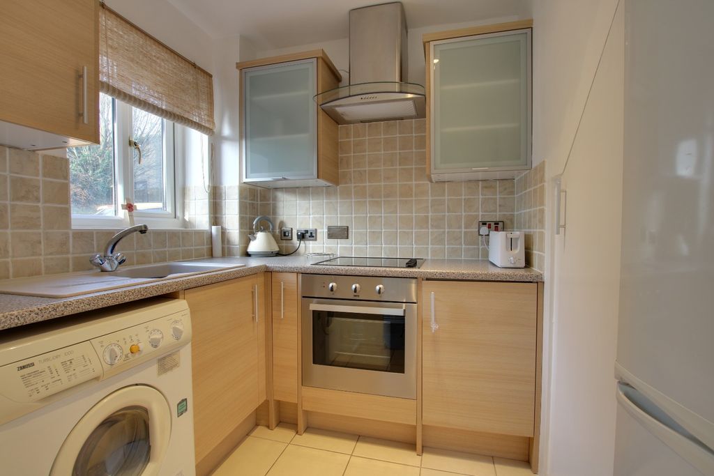 Property photo 3 of 7 1340193