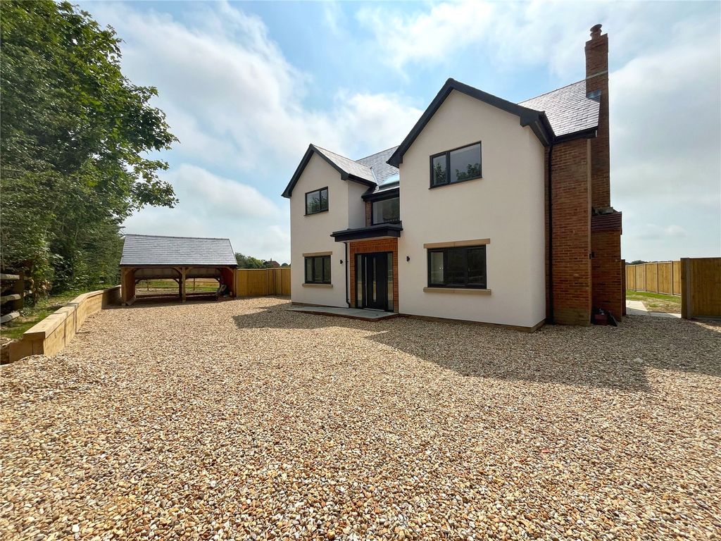 Property photo 1 of 30 Picture No. 10