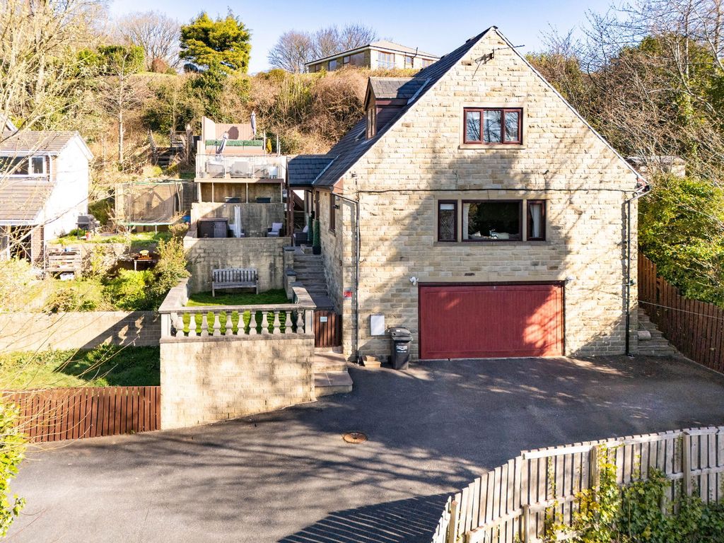 Property photo 3 of 41