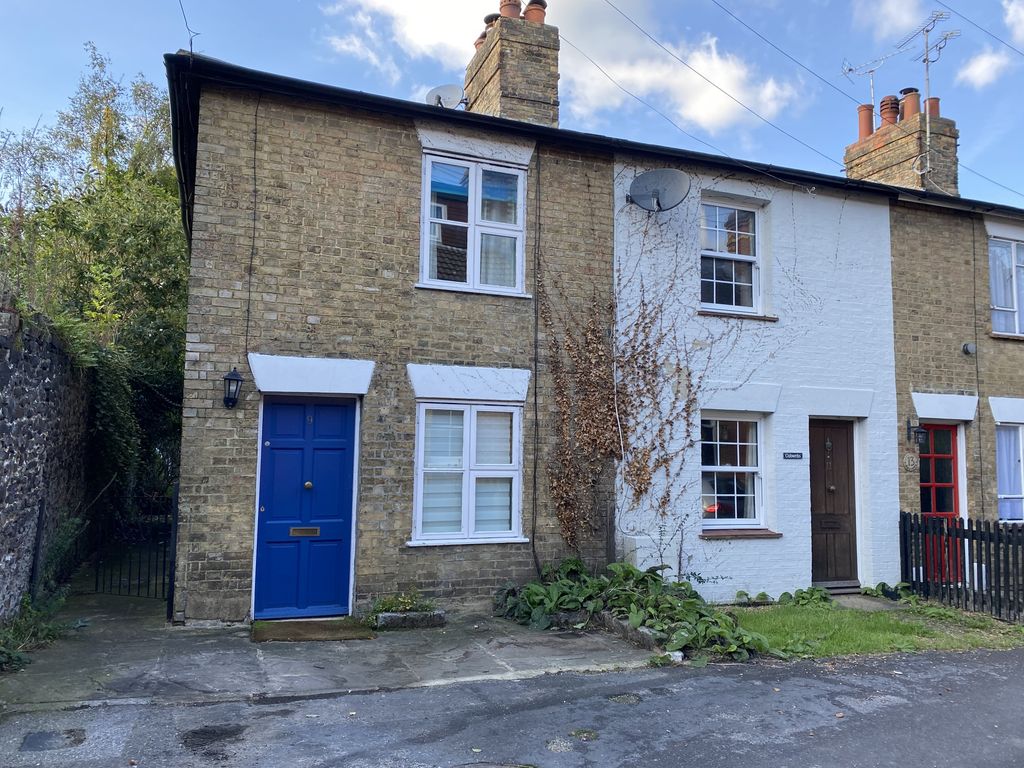 Property photo 2 of 8 11 Pr 1