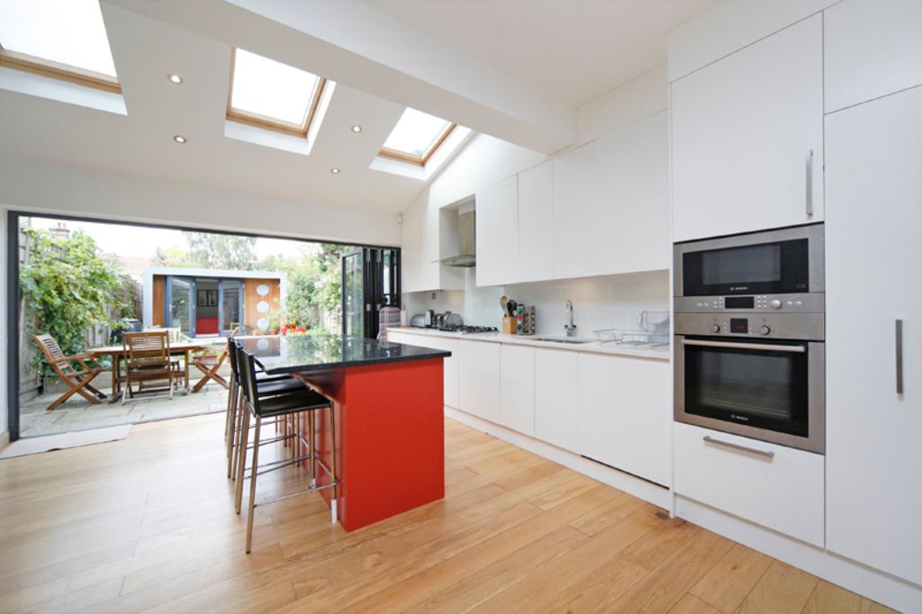 Property photo 1 of 8